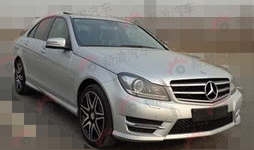 南宁奔驰爆料最新消息新闻,事故频发，车主维权行动升级